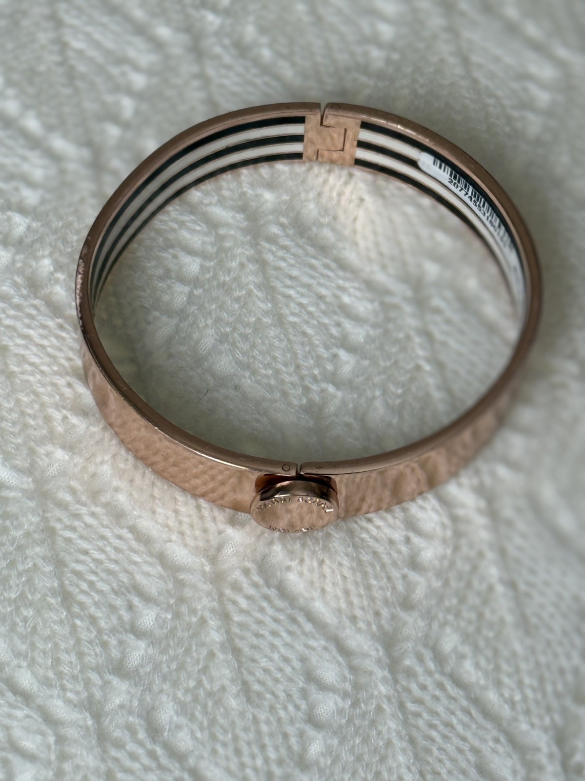 Classic HENRI BENDEL Rose Gold Tone Centennial Stripe Hinged BANGLE BRACELET