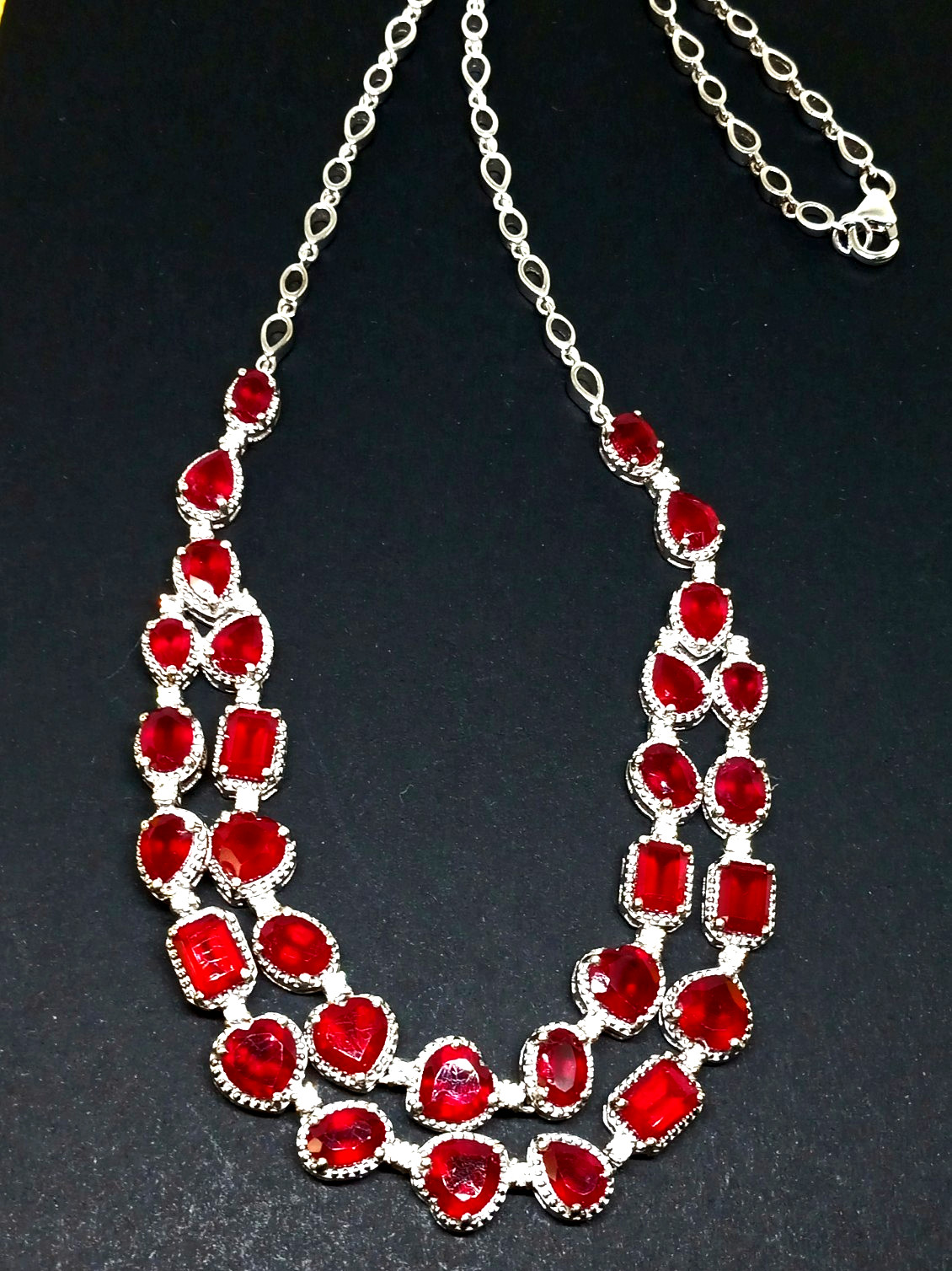38.06 cts Niassa Ruby Cambodian Zircon Platinum / Silver Drape Necklace(18 in)