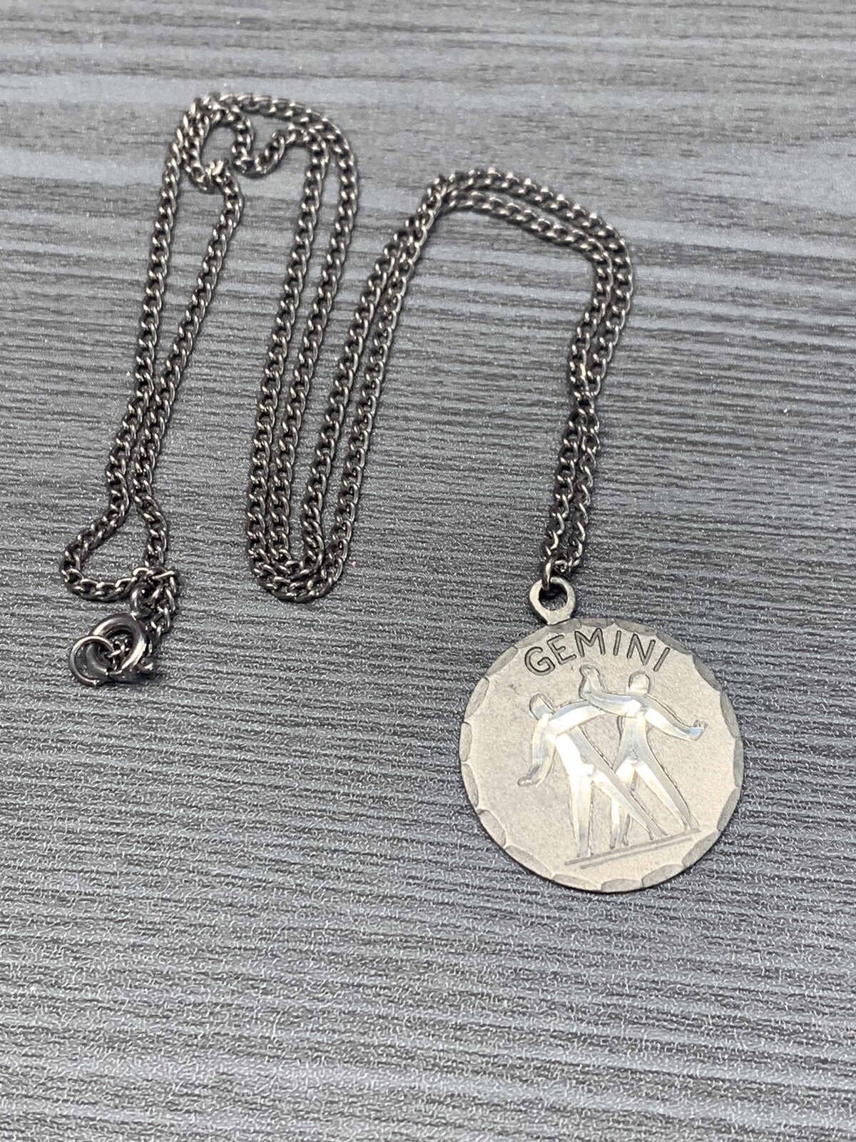 Vintage Pewter BDA Zodiac astrology Gemini Horoscope Pendant Necklace 18”