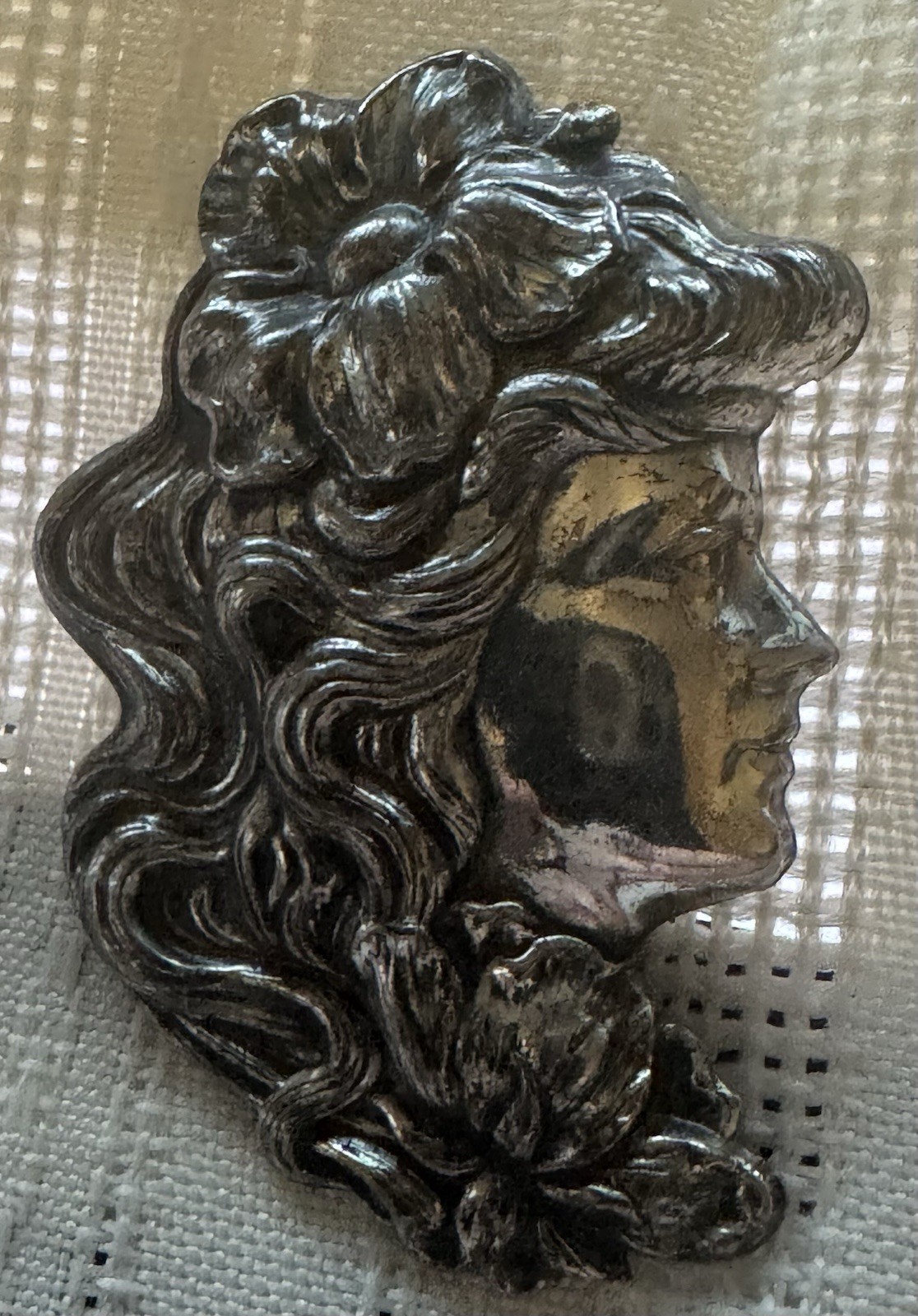 Vintage Art Nouveau Silver Tone Metal Lady Portrait Brooch Unmarked