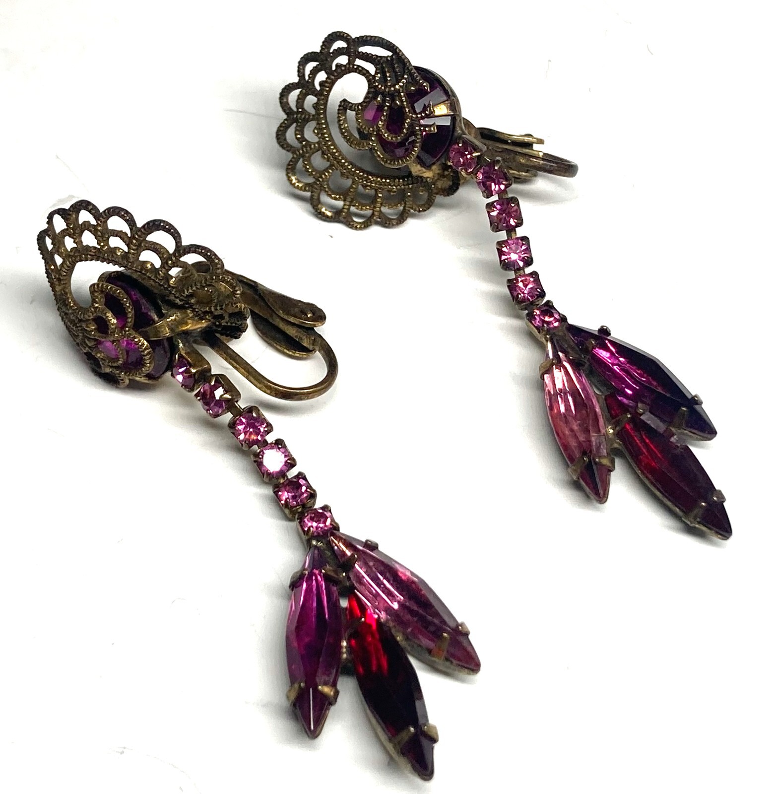 D & E Delizza & Elster Juliana Pink Fuchsia Red Rhinestone Earrings Pin Set