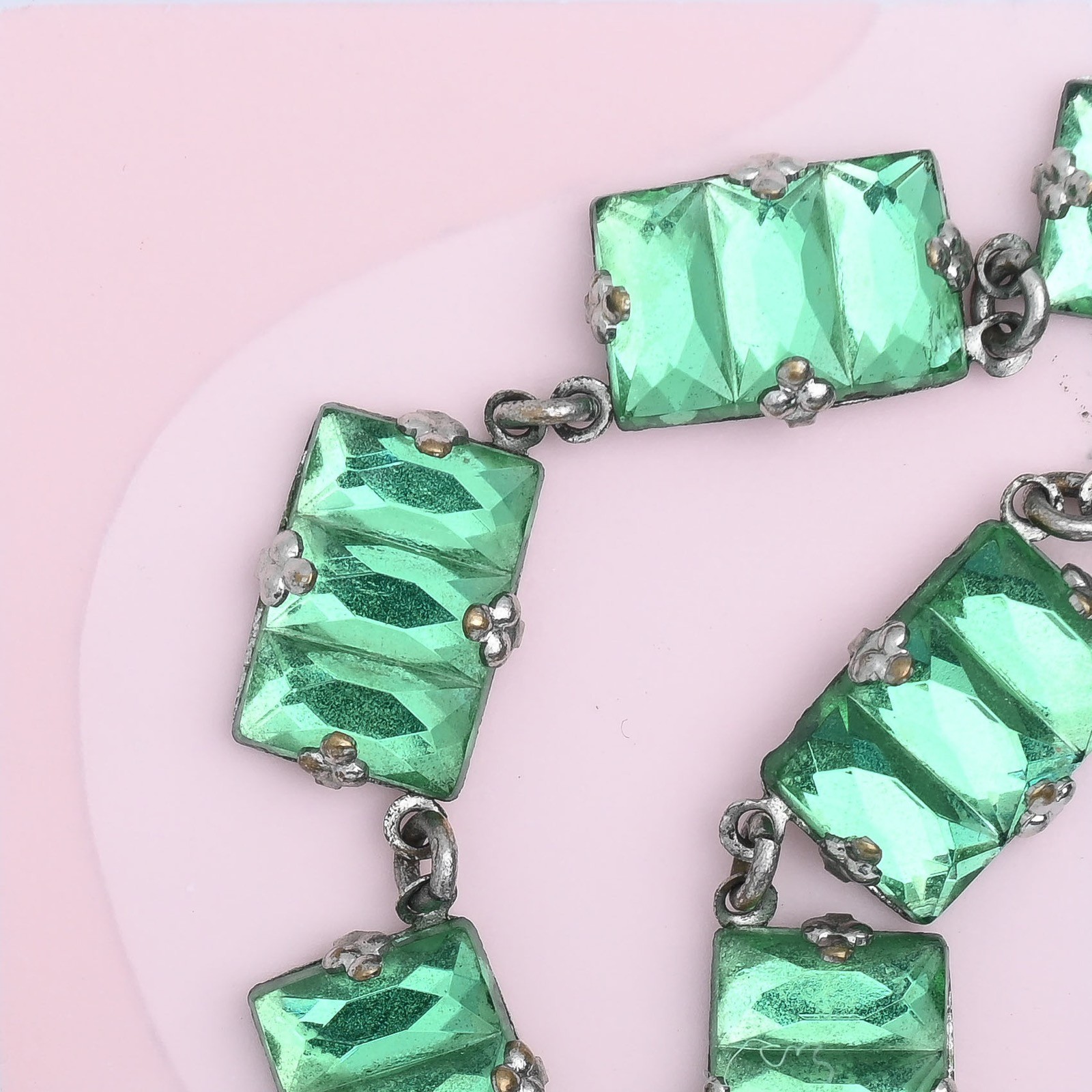 Vtg 1930s Art Deco Signed Czech Green Vauxhall Foiled Glass Necklace