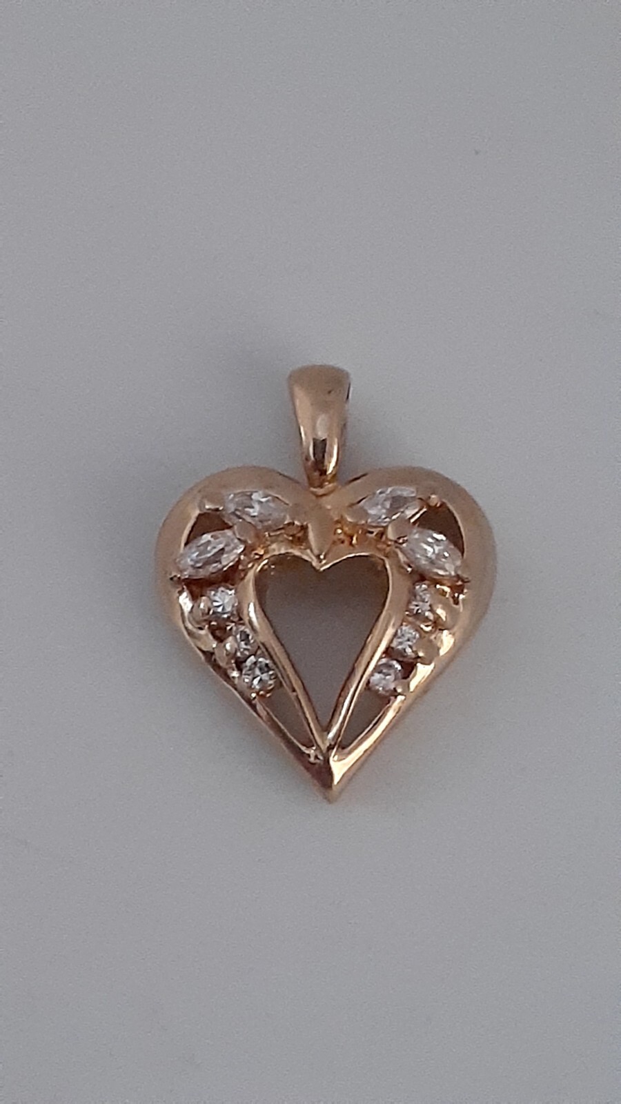 Round & Marquise cut Clear Stone gold Tone Heart pendant