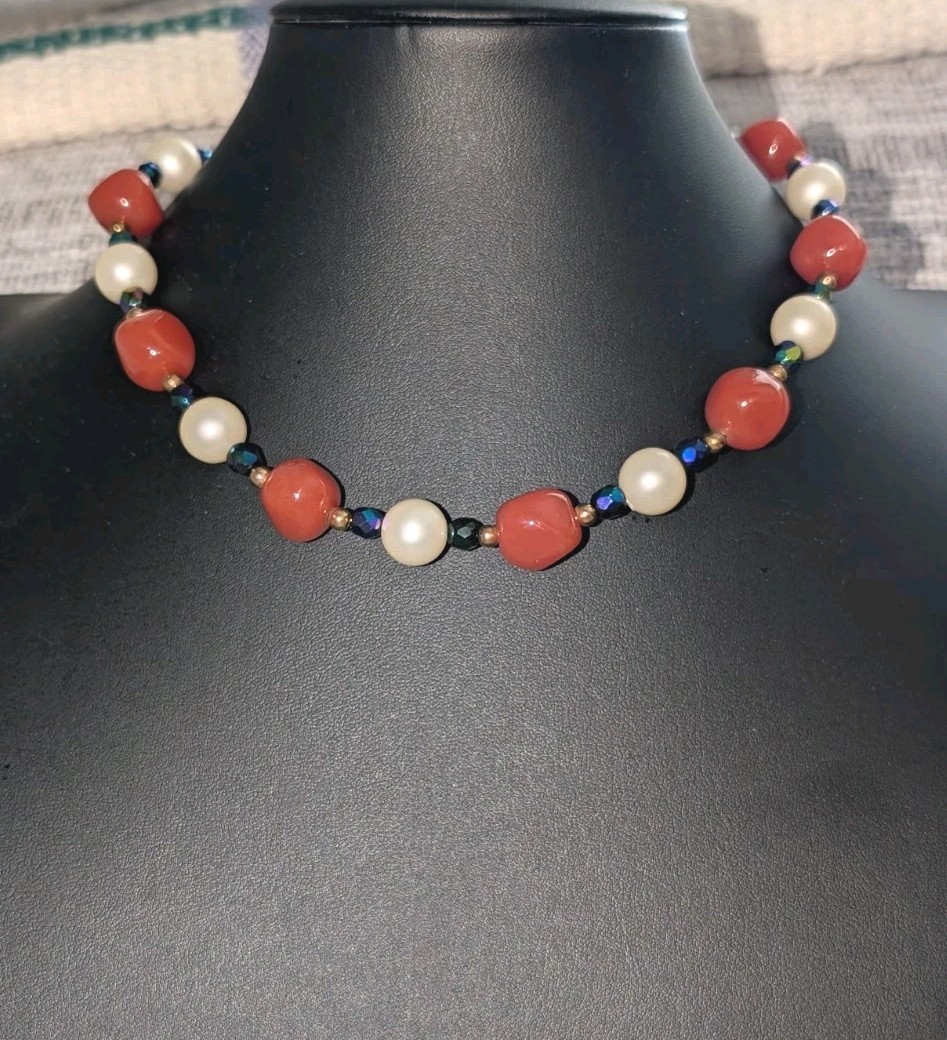 Vintage Carnelian & Pearl Glass Bead Necklace – Schiaparelli Auction Estate