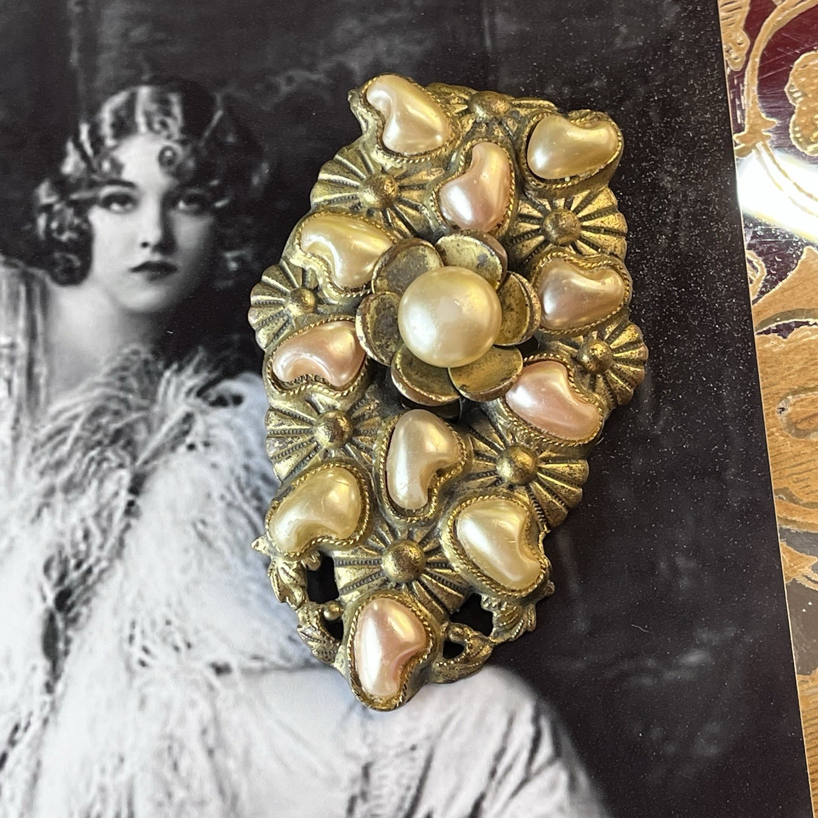 Vtg Art Deco Brass Faux Pearl Fur Clip – Floral Petal Design – 2.5” – 1930s-40s