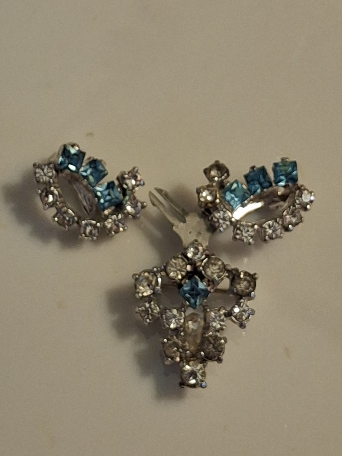 ISKIN Modular 3-in-1 Piece Convertible Brooch Pin & Clip Earrings 1940 Art Deco