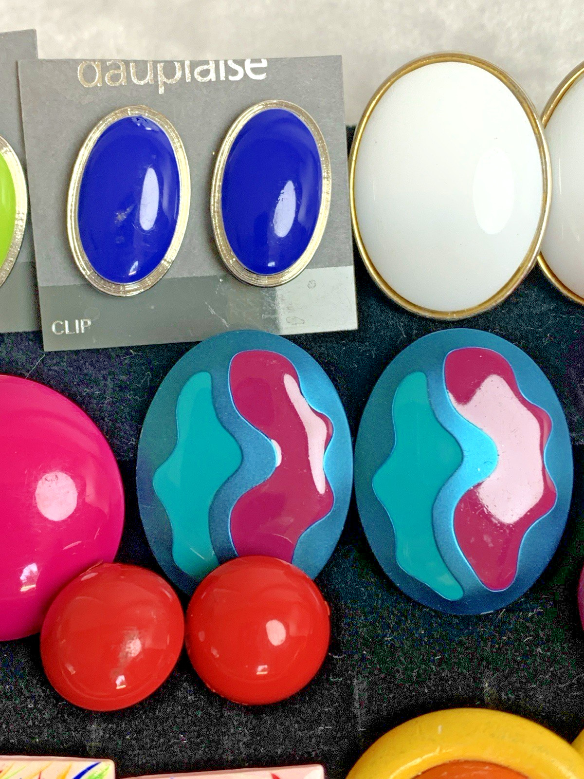 Vintage Mod Pop Art Clip-On Earrings Lot 60s 70s 80s Colorful 17pc Dauplaise