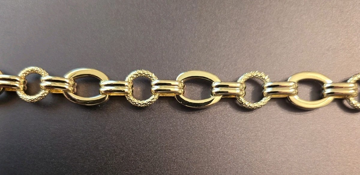 Heavy Oval Link Gold Filled Bracelet/Round Etched Links