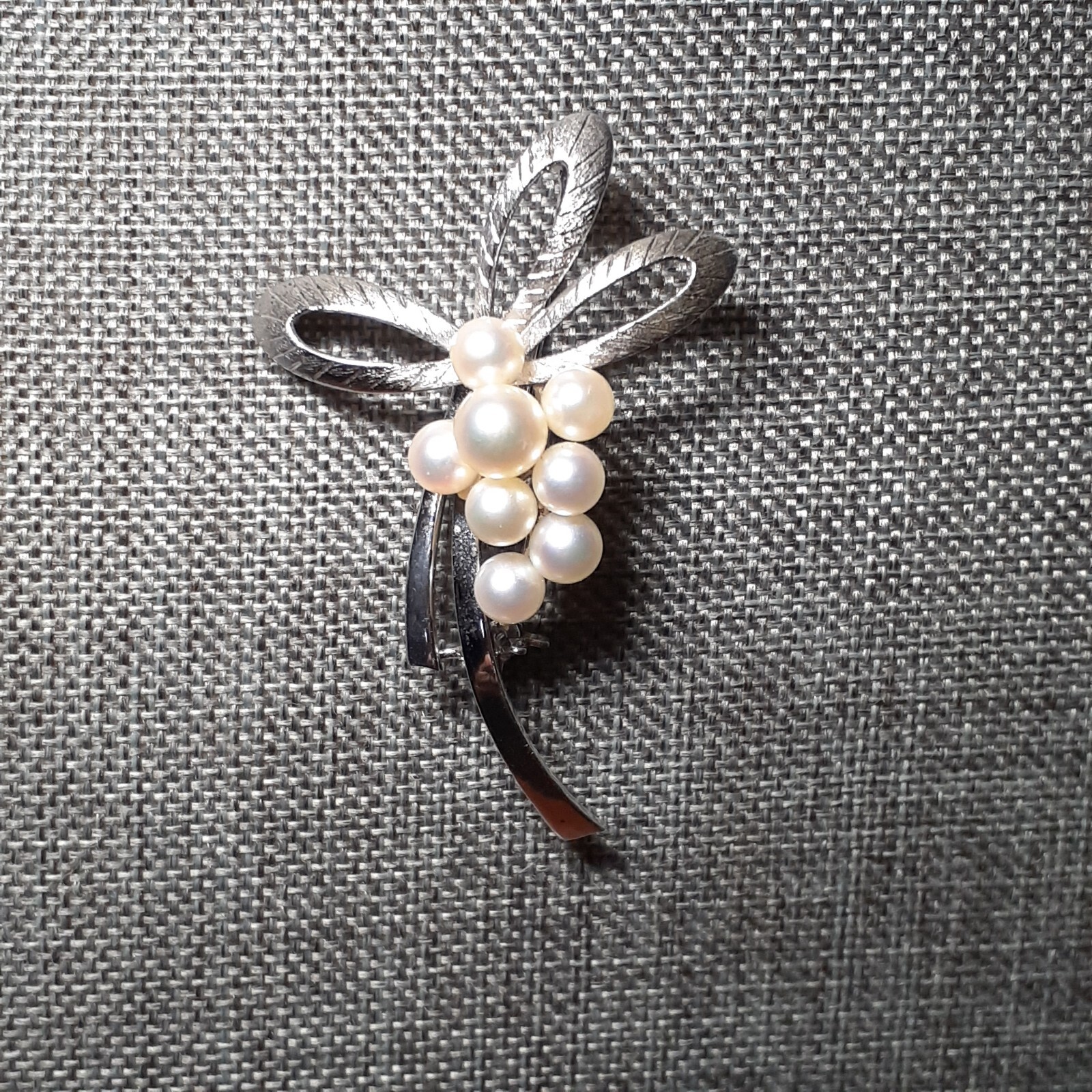 VTG Mikimoto 8 Akoya Pearl Brooch Sterling Silver Bow Signed M S Japan Gift Idea