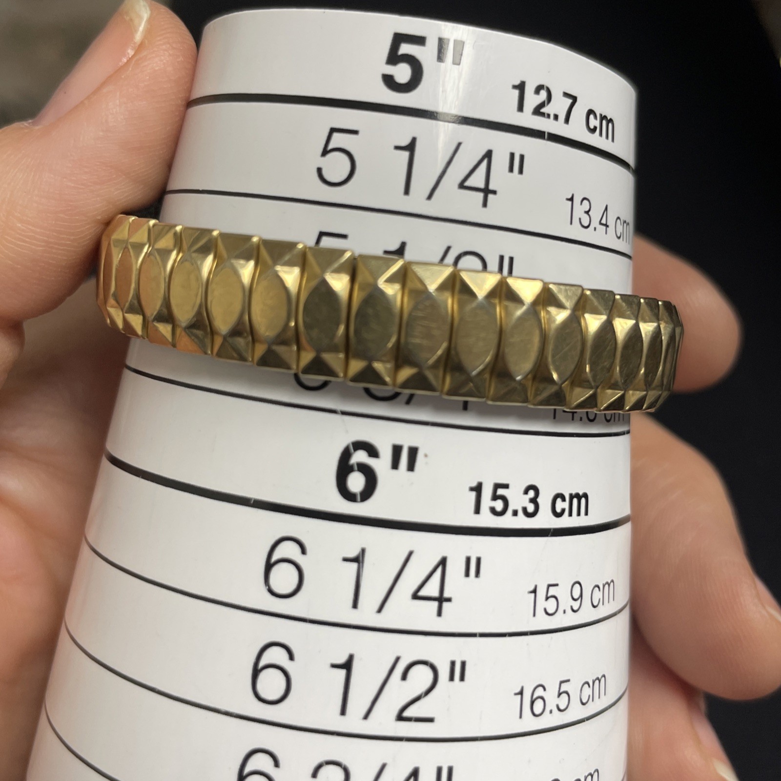 Vtg Engraved ID Bracelet Leanne Cursive Gold-Tone Stretch Band Speidel
