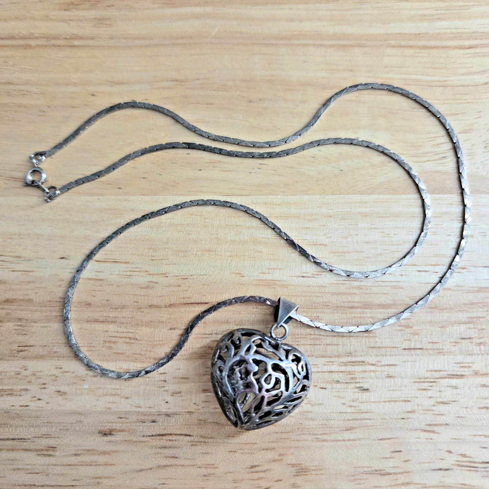 Filigree Puff Heart Pendant Necklace Cobra Chain 23″