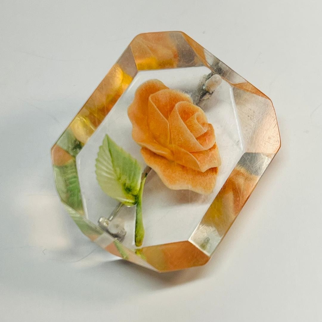VTG Two (2) Brooches Silver-Toned & Acrylic Rose Safety Clasps Size See Descript