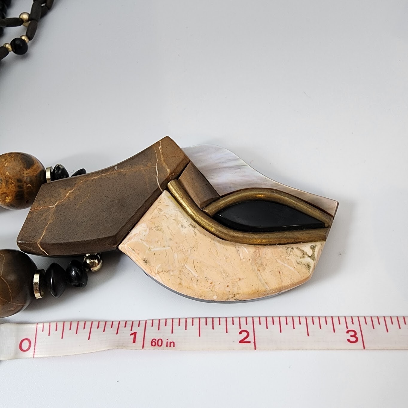 Vtg Lee Sands Crab Claw Shaped Shell Inlay Pendant Stone Black Beads Necklace