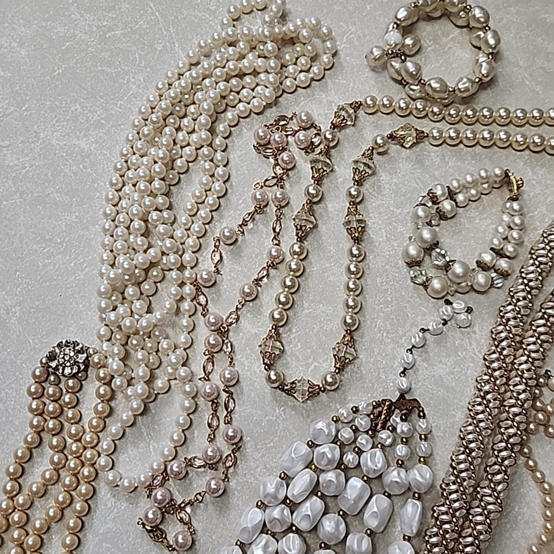 Vintage Faux Pearl Beaded Necklace Lot Bracelets Multicolor Glass Acrylic Layers