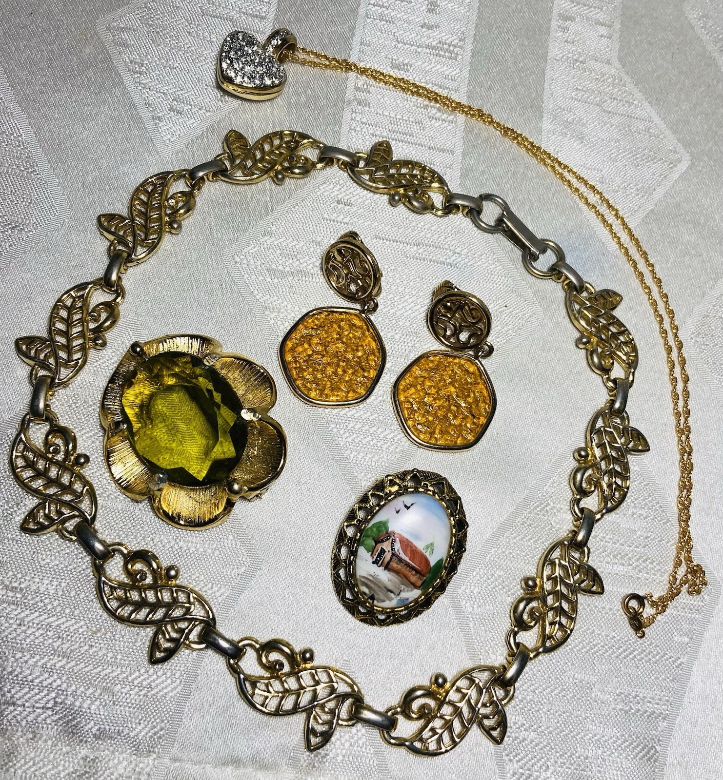 Vintage Jewelry Lot Sarah Cov Clip Earrings Japan Brooch GF Chain Faux Locket