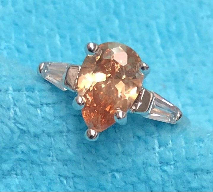 Sterling Silver – Amber Citrine Color Pear Shape Cubic Zirconia Shiny Band Ring