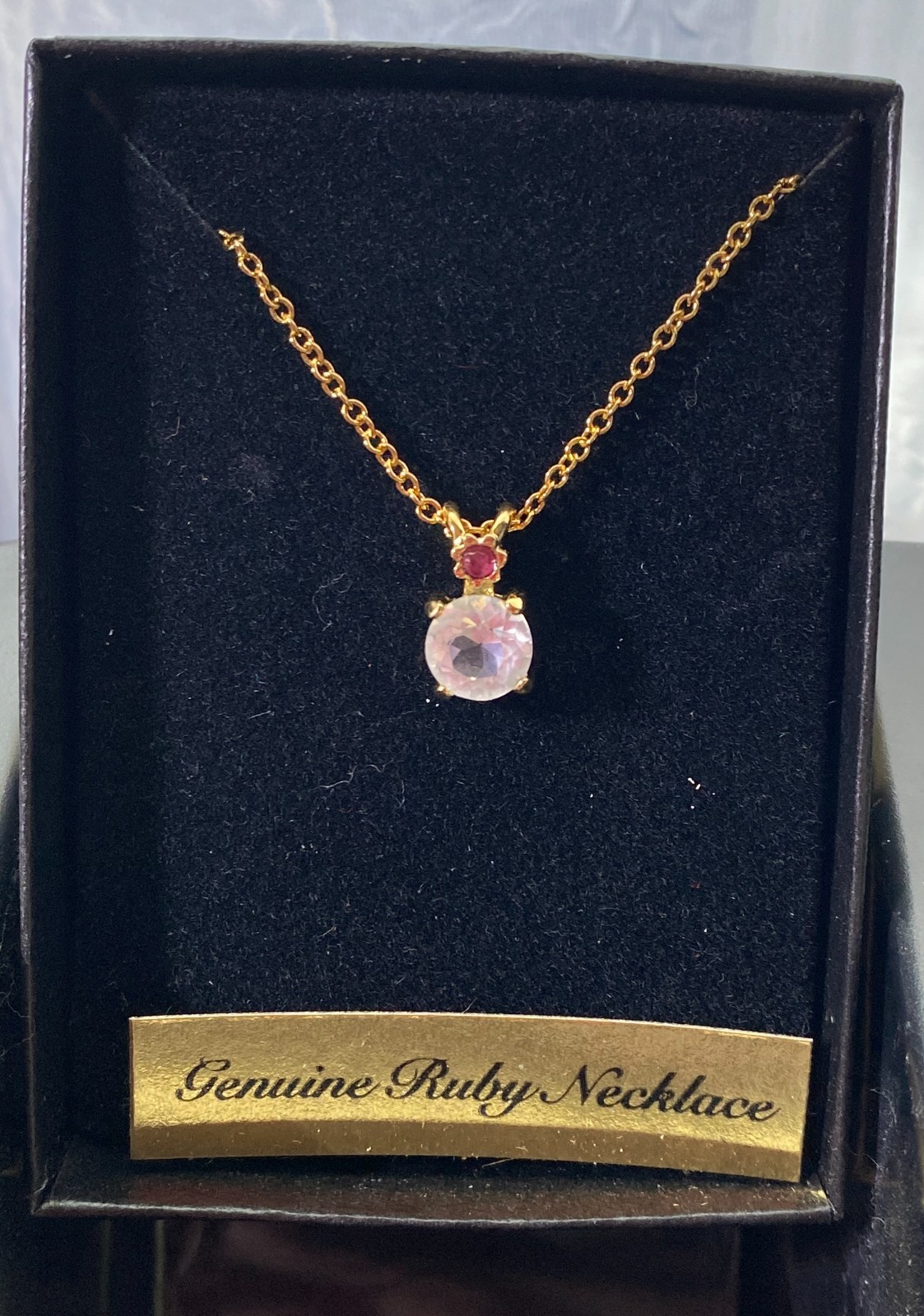 VAN DORAN Vintage Genuine Ruby Necklace Double Stone Pendant Gold-Tone 18″