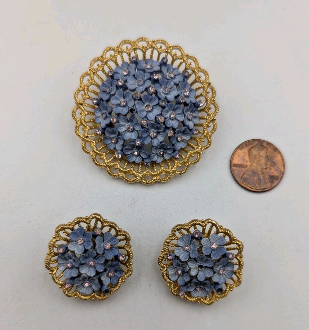 Vintage Forget Me Knot Brooch /Pin & Earrings Gold Tone Clip On