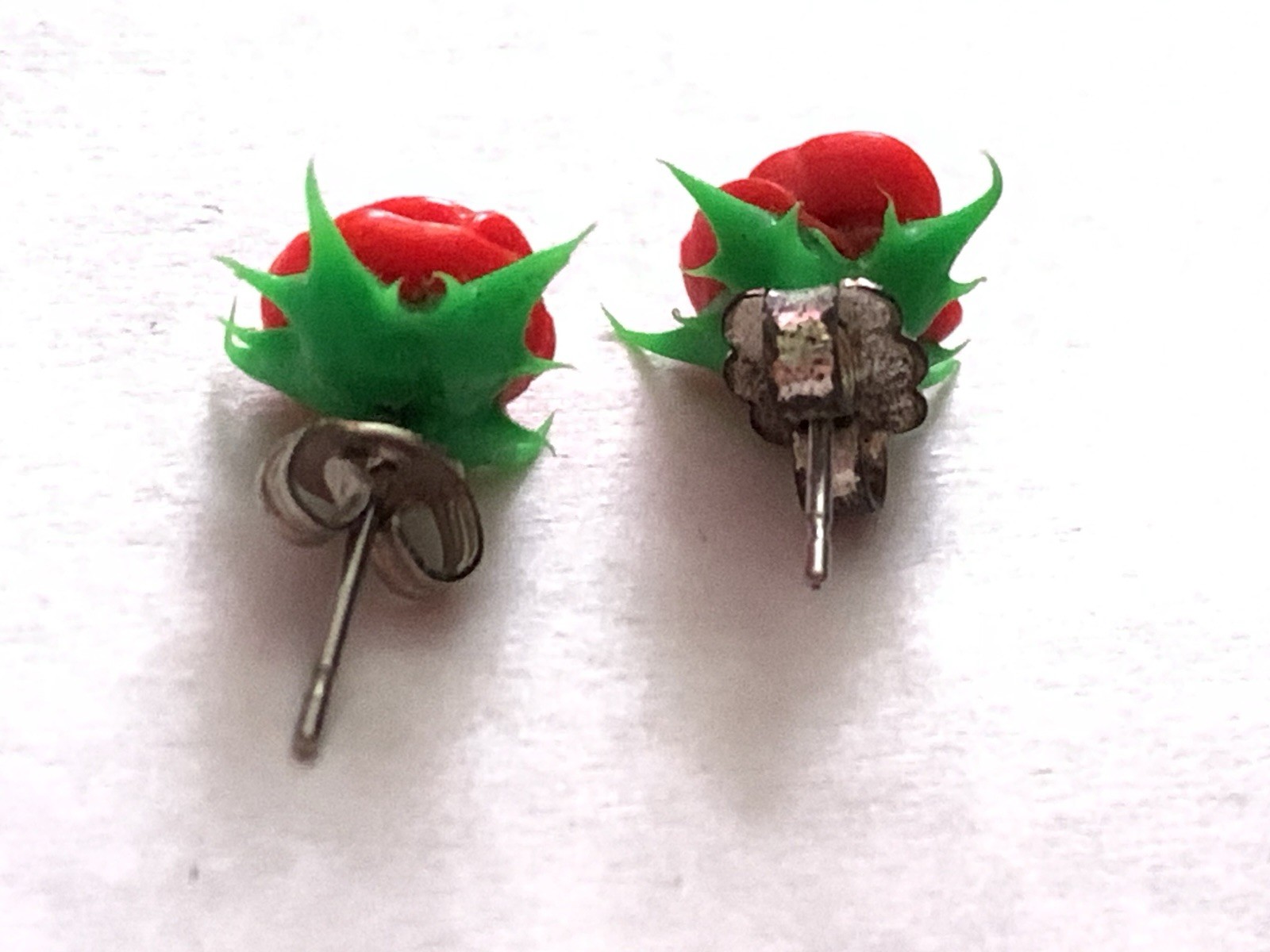 Vintage Y2k Rubber Rose Earrings Silicone Hot Topic Goth Punk Romantic Red Green