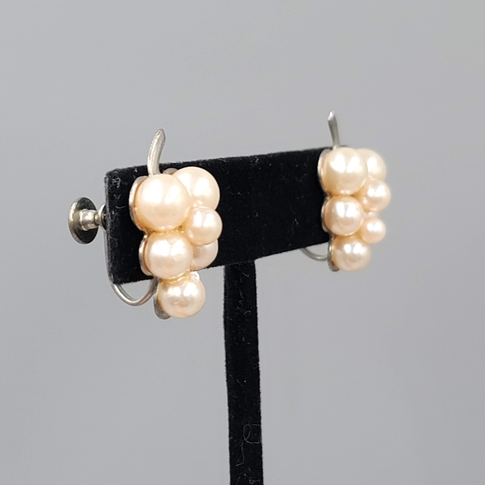 Vintage White Bead Grapes Clip on Earrings Silver tone Drop 1″