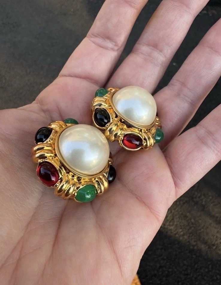 Vintage CINER Mogul Clip Earrings – Pearls, Unworn, Excellent, Signed, Gripoix