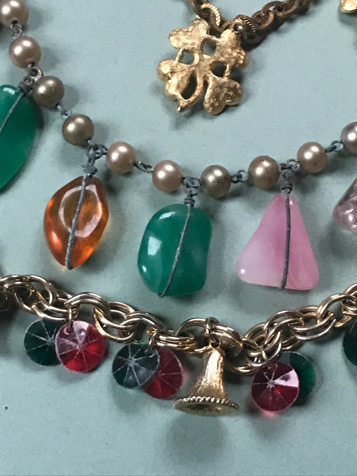 Vintage Lot of Variety Goldtone Four Leaf Clover Wire Wrapped Glass Charm Bracel