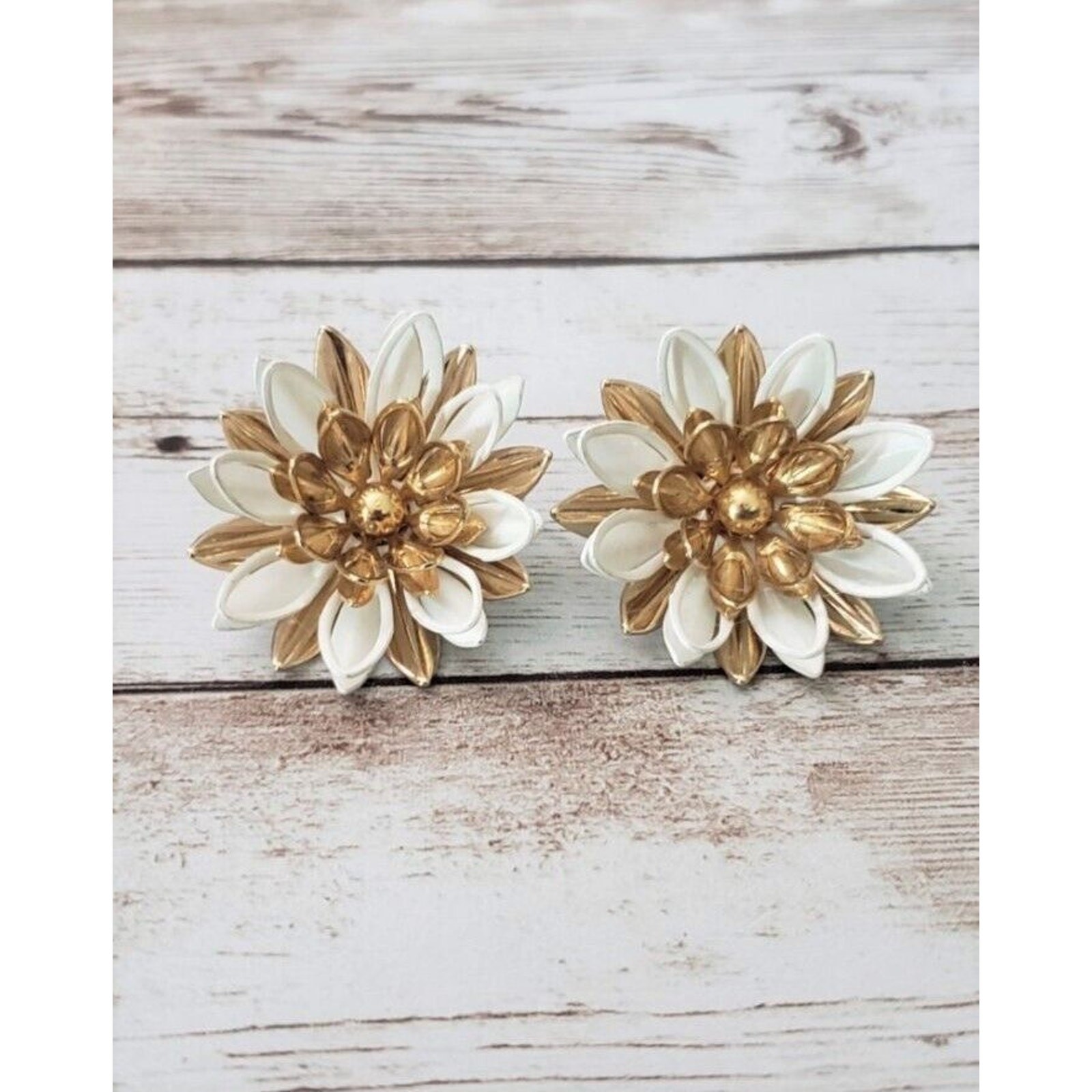 Vintage Clip On Earrings Stunning Off White & Gold Tone Large Statement Flower