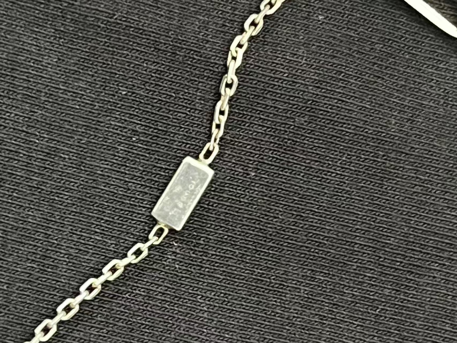 GUCCI Amethyst Twist Pendant 925 Silver Necklace 16.5in