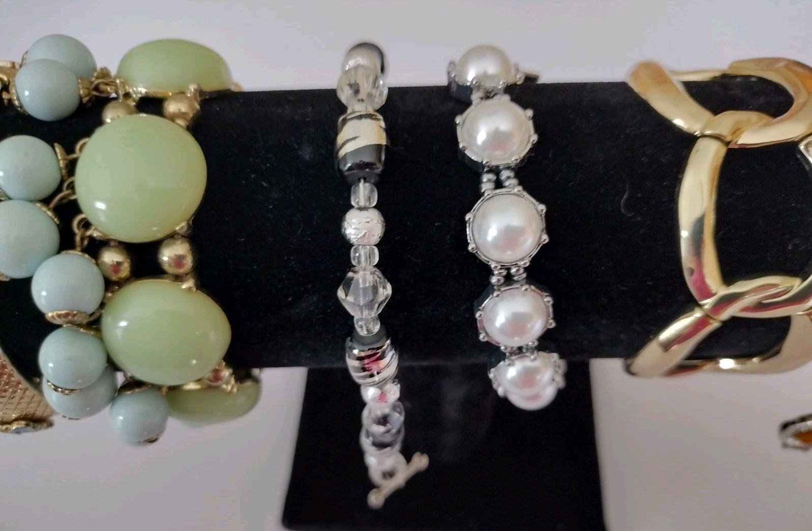 Vintage Lot of 6 Bracelets Dangling Beads Gold Tone 1 Signed Lia Sophia Wearable