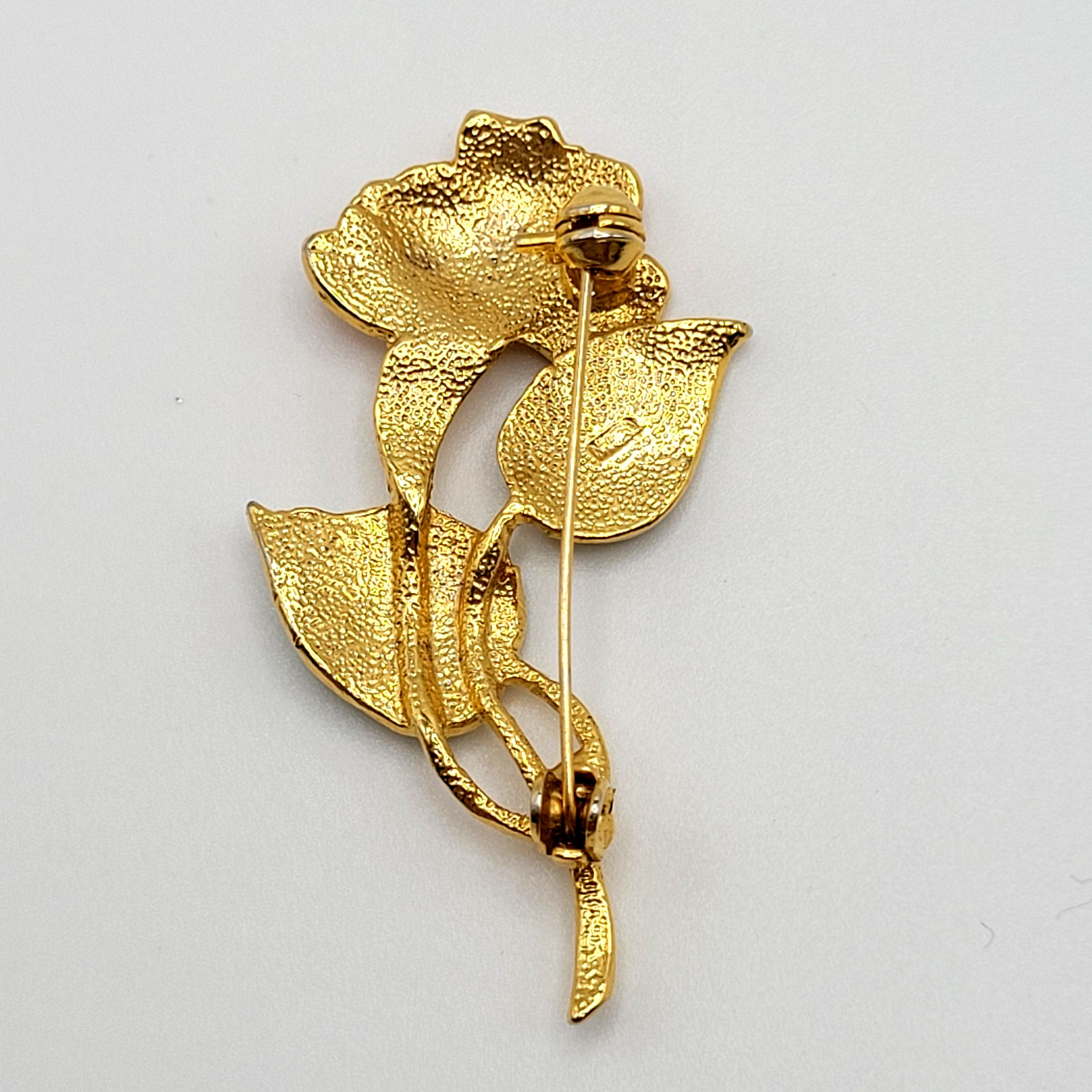 MCJ Poppy Peony Broad Blossom Flower Peach Light Green Enamel Gold Tone Brooch
