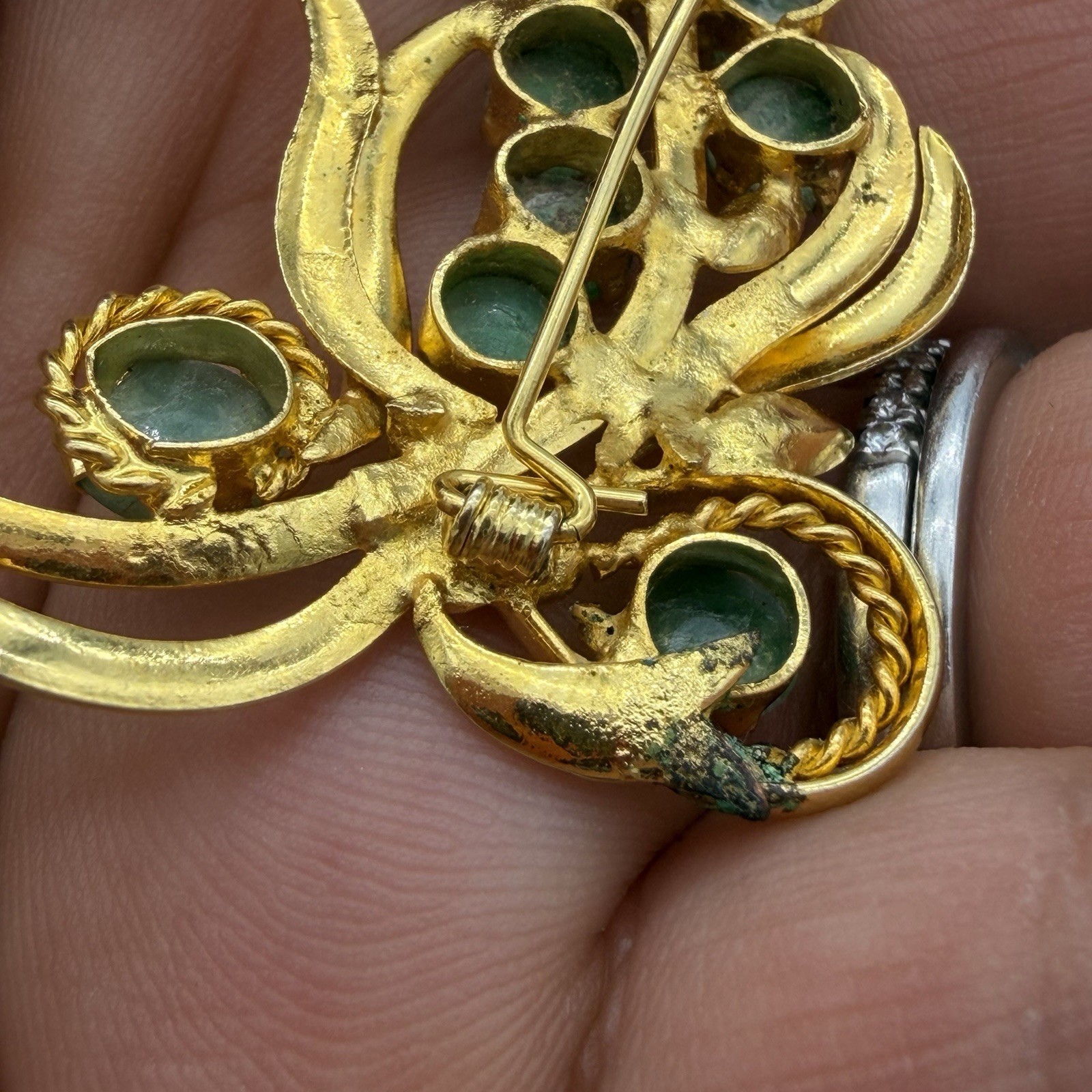 Antique Jade Brooch Pin Floral Design Bouquet Variegated Green Stone Victorian