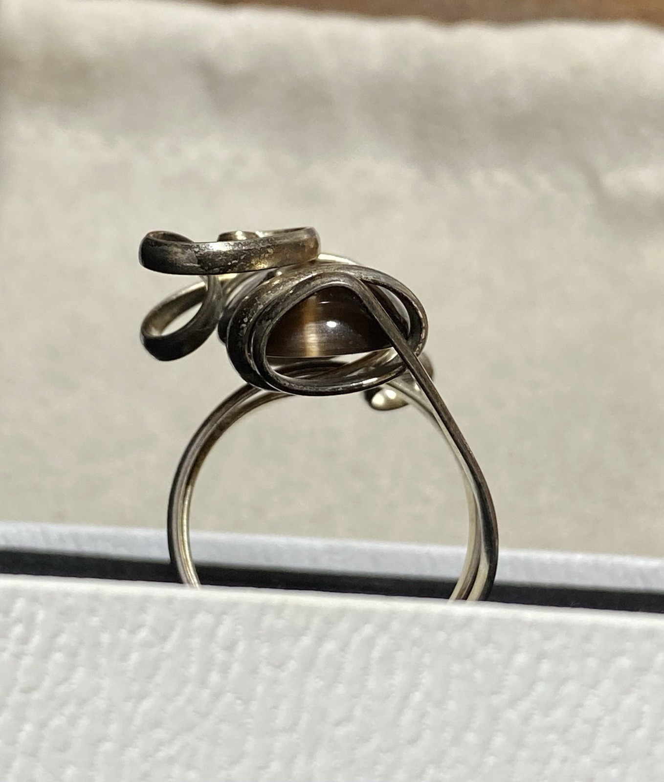 Vintage Abstract Artisan Silver Tone Ring Tiger Eye Stone Wrap Design Adjustable