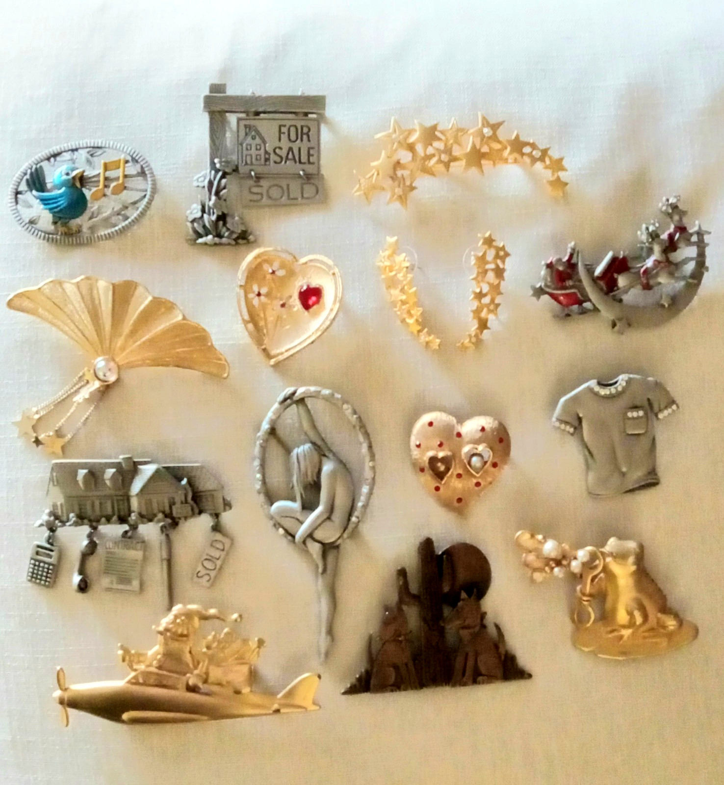 15 Pc Lot J.J. Jonette Brooches 3pc set Bluebird Animals Santa Rhinestone Pearl