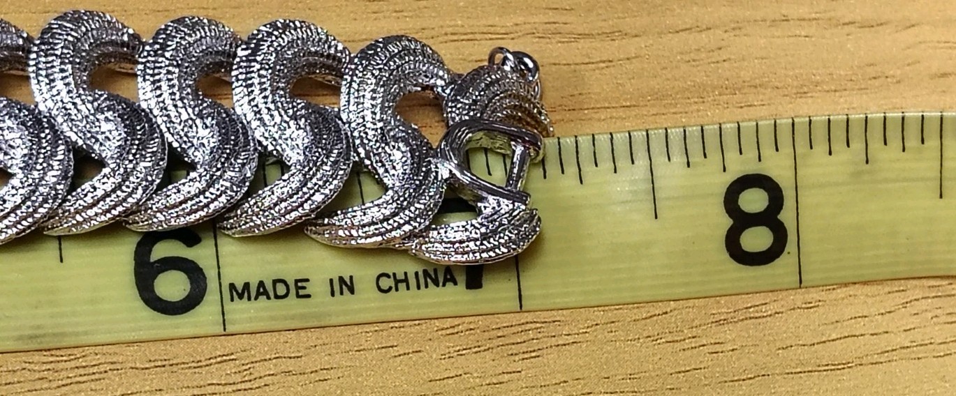 Vintage Monet Articulated Link Bracelet W/Safety Chain Silvertone/S Curve/7″