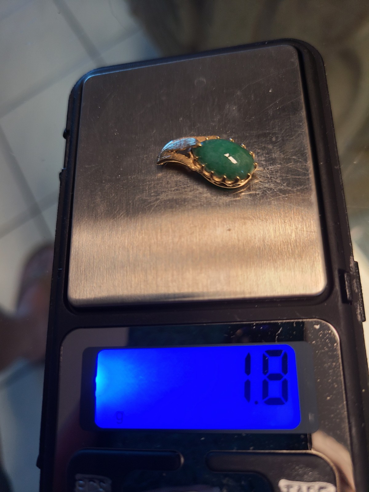 14K Yellow Gold Natural Green Jade Pendant – Pear Cabochon, Elegant Leaf Design