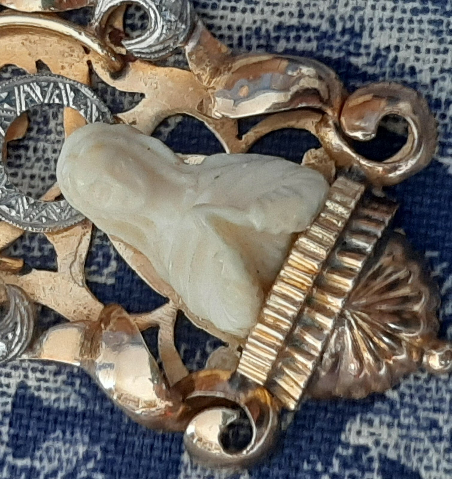 Fine Antique 18K Art Deco Gold Religious European Virgen Mary Pendant Ca 1930-40