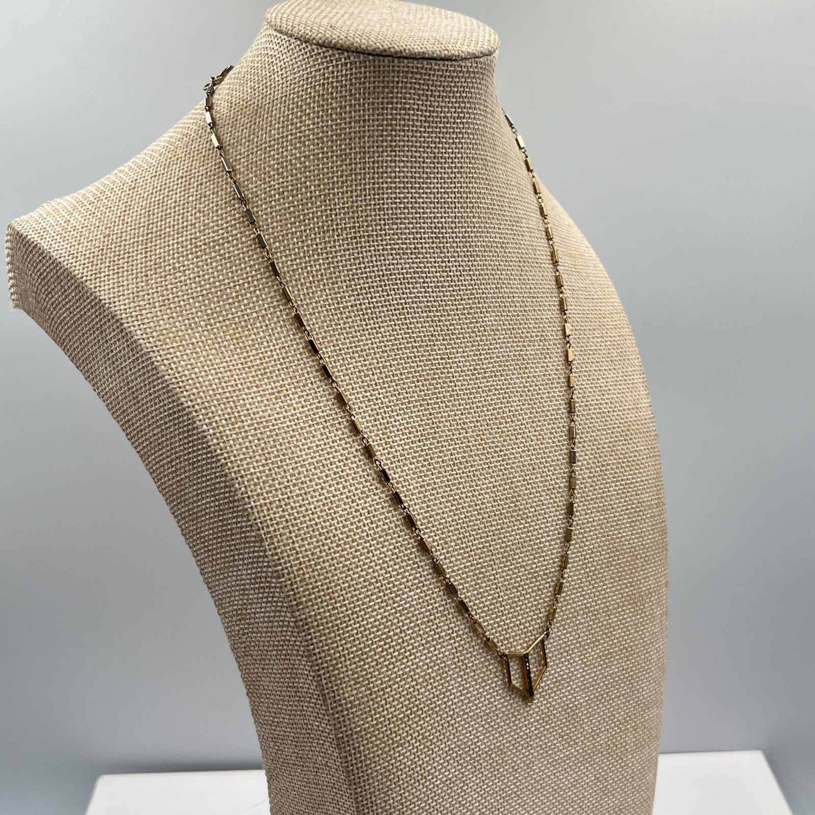 VTG Rhinestones Stella & Dot Gold Tone Geometric Open Shield Pendant Necklace