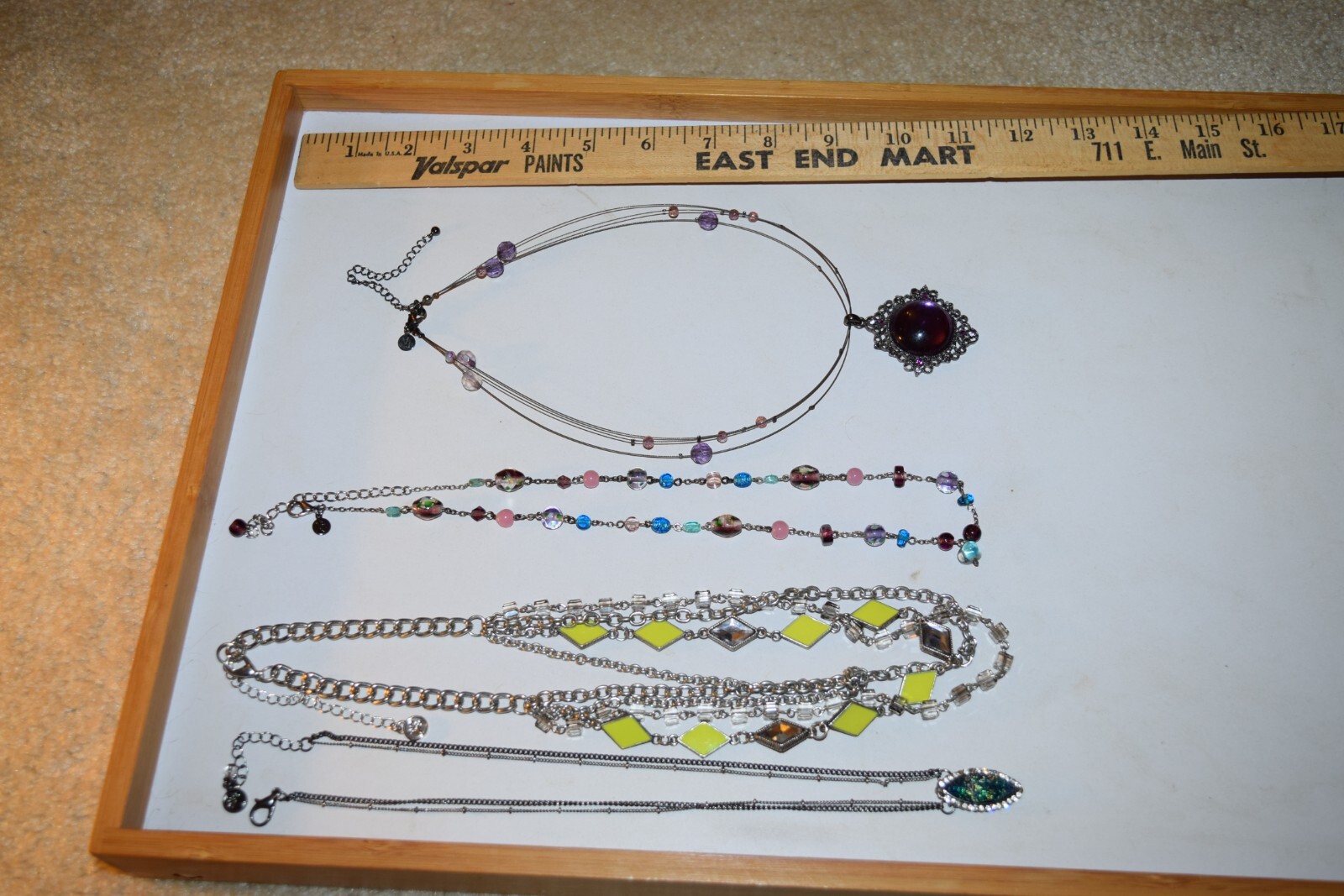 Vintage to now lot of 4-2 VJ-2 not sure of symbol chain necklaces