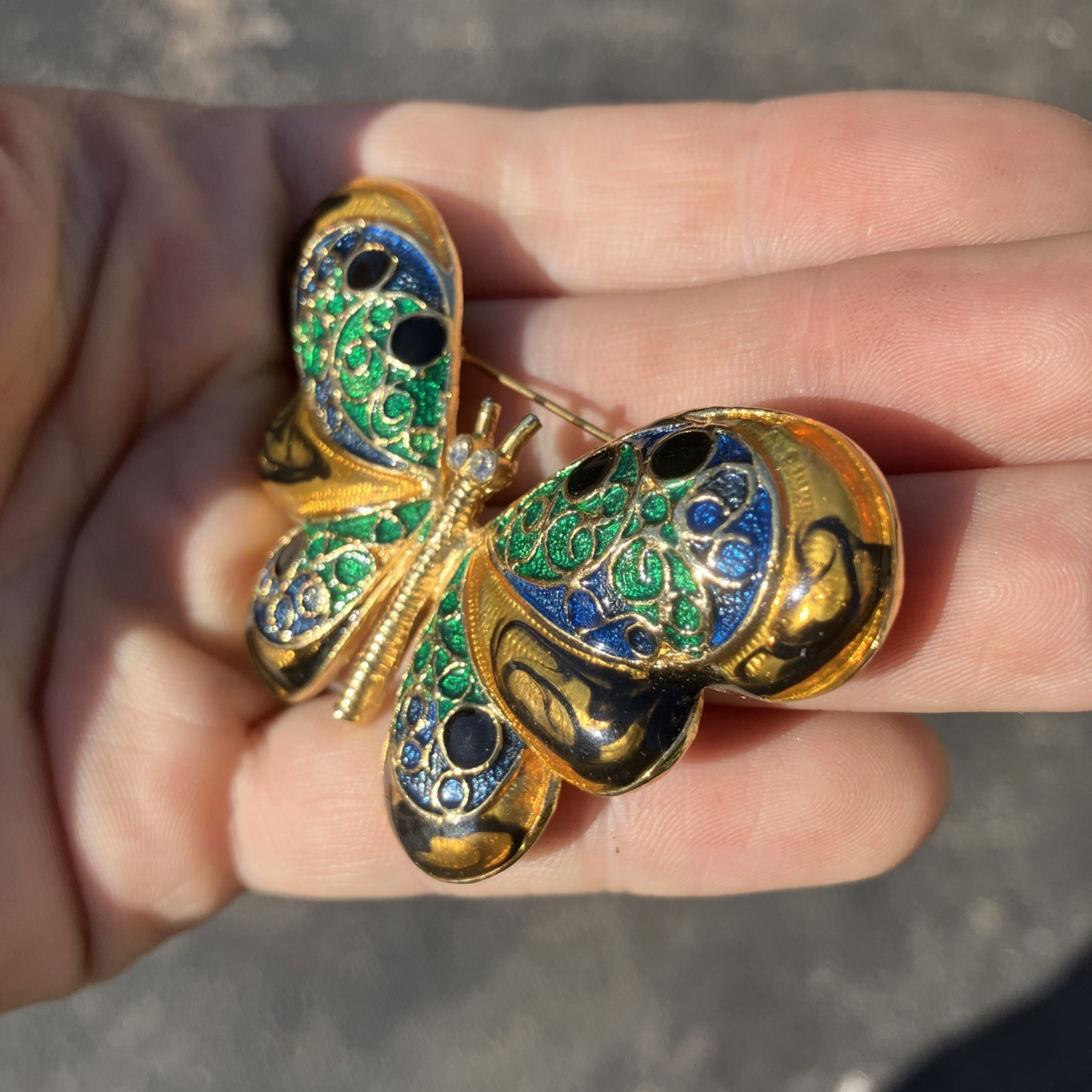 Gorgeous Gold Tone Pierced Butterfly Pin Rhinestones & Enamel Gold Gems