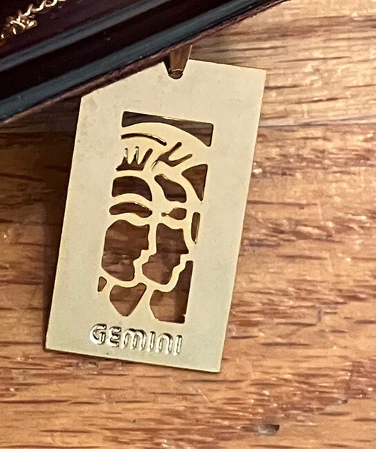Vintage 1970s 1980s Revere Gemini Zodiac Pendant Necklace NWT