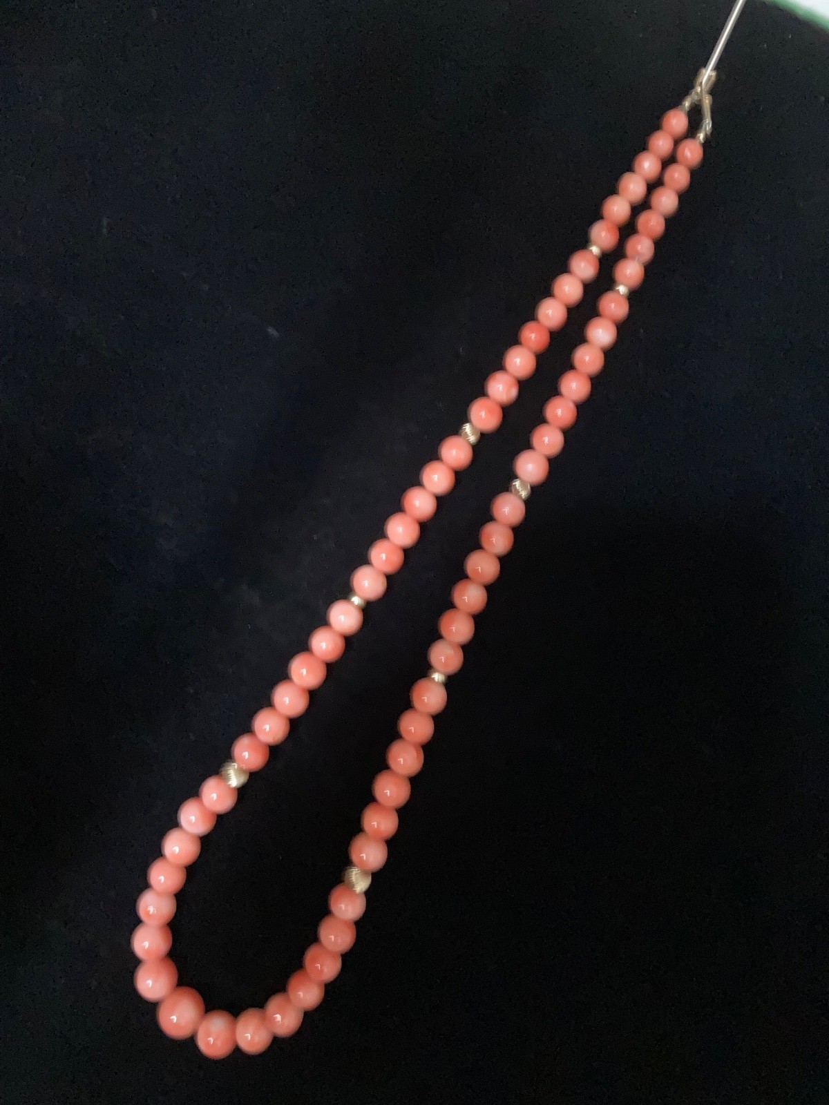 Graduated Salmon Colored antique CORAL lustrous Beaded Necklace HEAVY – 37 gm