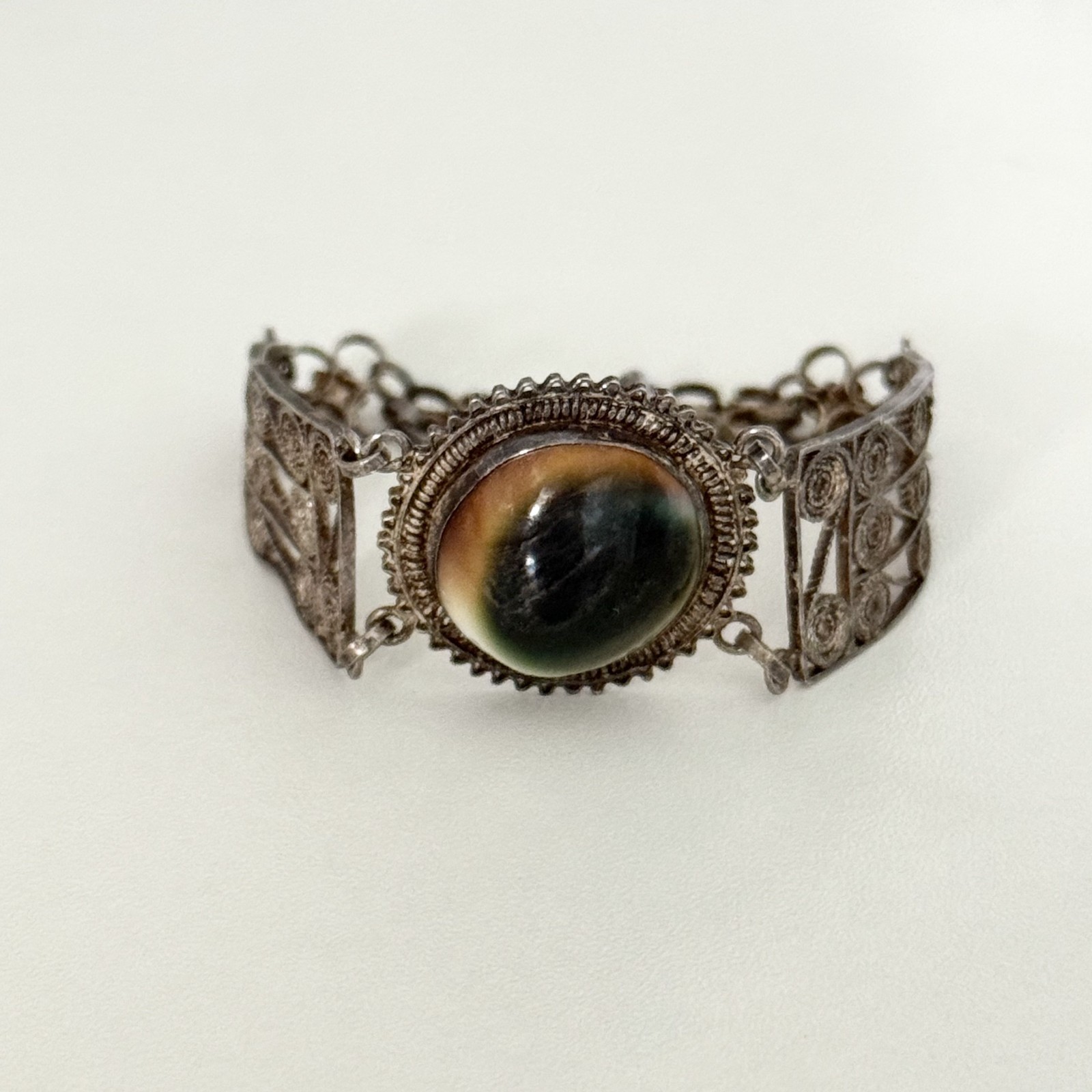 Vintage Sterling Silver Cannetille Filigree Operculum Shell Unique Bracelet 7″