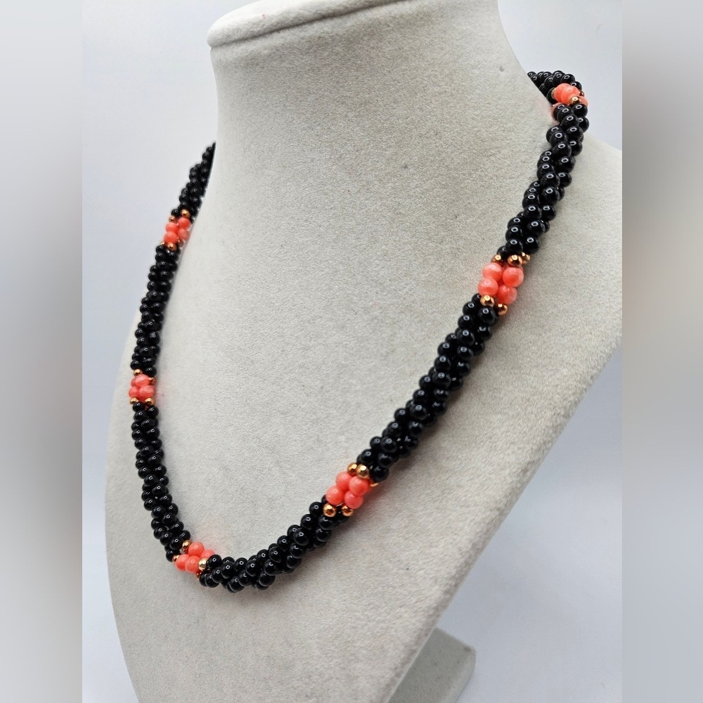 VINTAGE Black Onyx and Coral Twisted Multi-Strand Beaded Necklace Barrel Twist