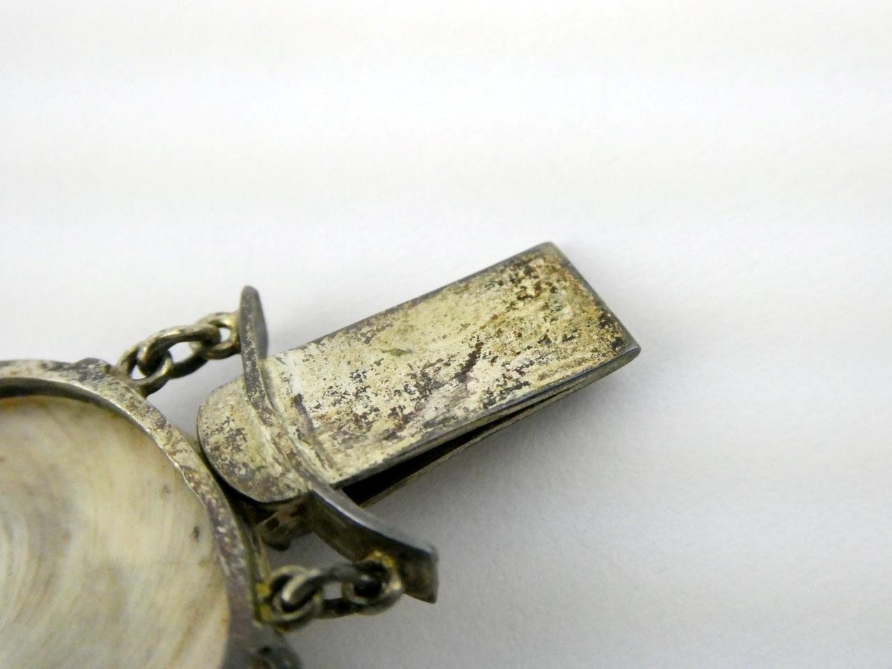 Vintage Operculum Snail Shell Panel Bracelet Unmarked Silver Toned Metal 7.25 In