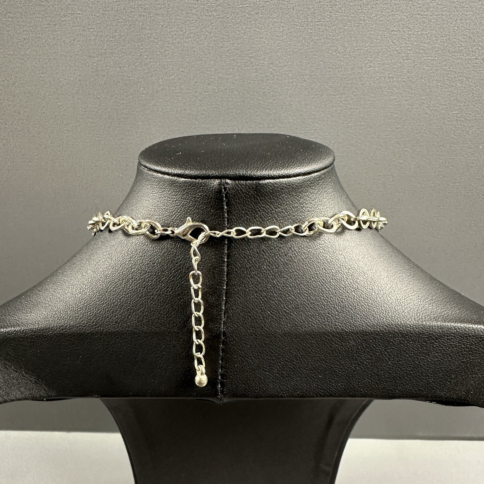 Vintage Faceted Bead Necklace Silver Tone Acrylic Dangle 16-18″ Charm