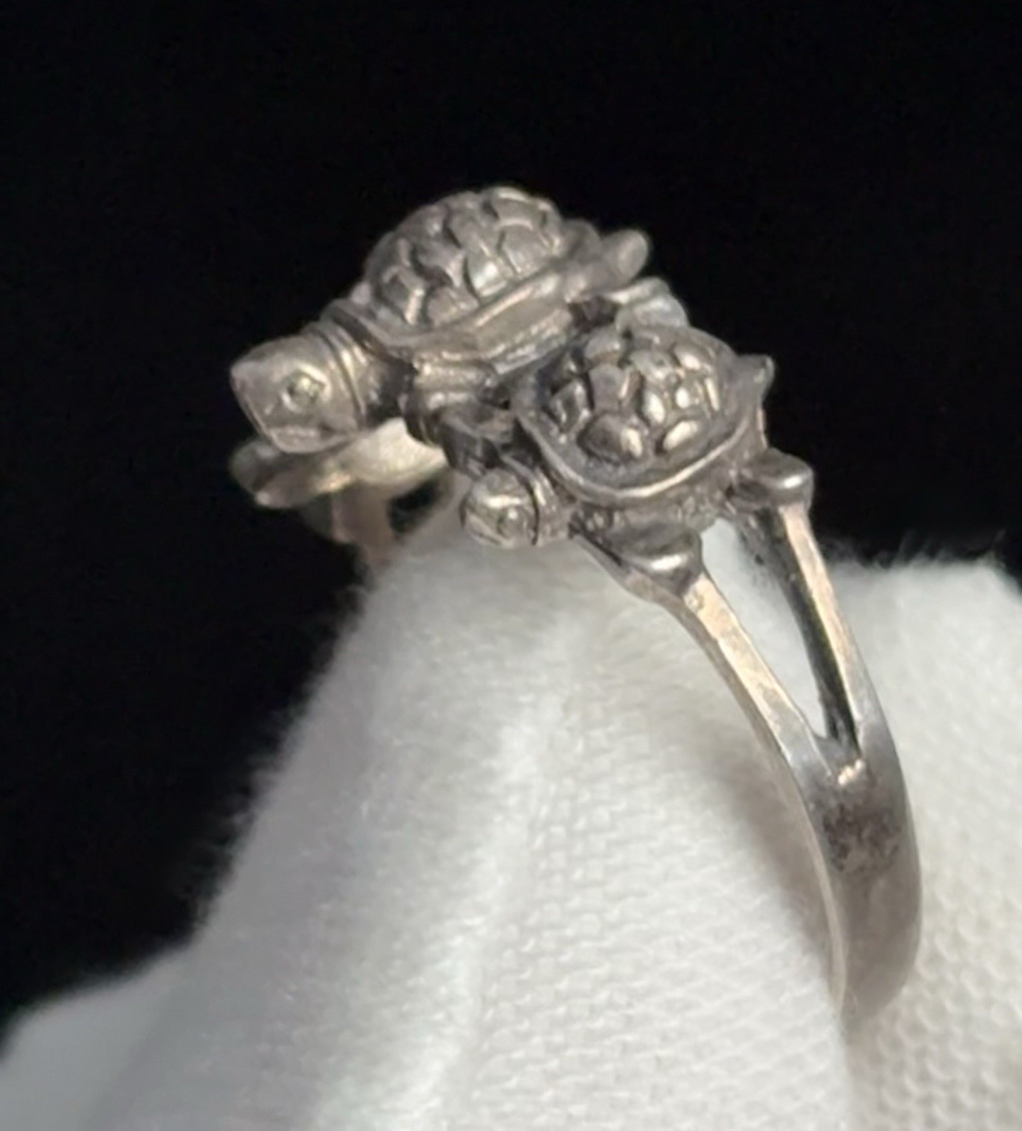 Vintage Sterling Silver Turtle Band Ring Size 8.5 Three Detailed Turtles 925