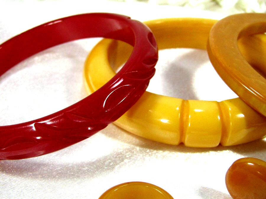 Vintage Bakelite Lot of 6 Pcs 4 Bangle Bracelet Some Carved Hoop Earrings Ring