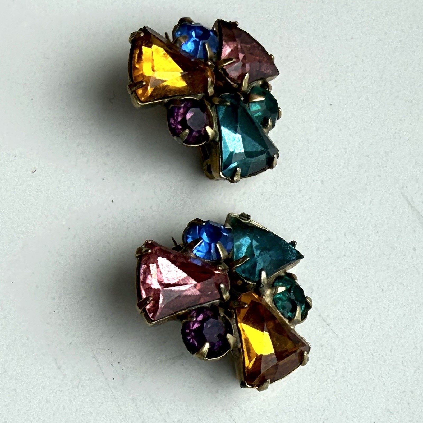 Vintage Rhinestone Scatter Collar Brooch / Pin Pair Multicolor Stones Gold Tone