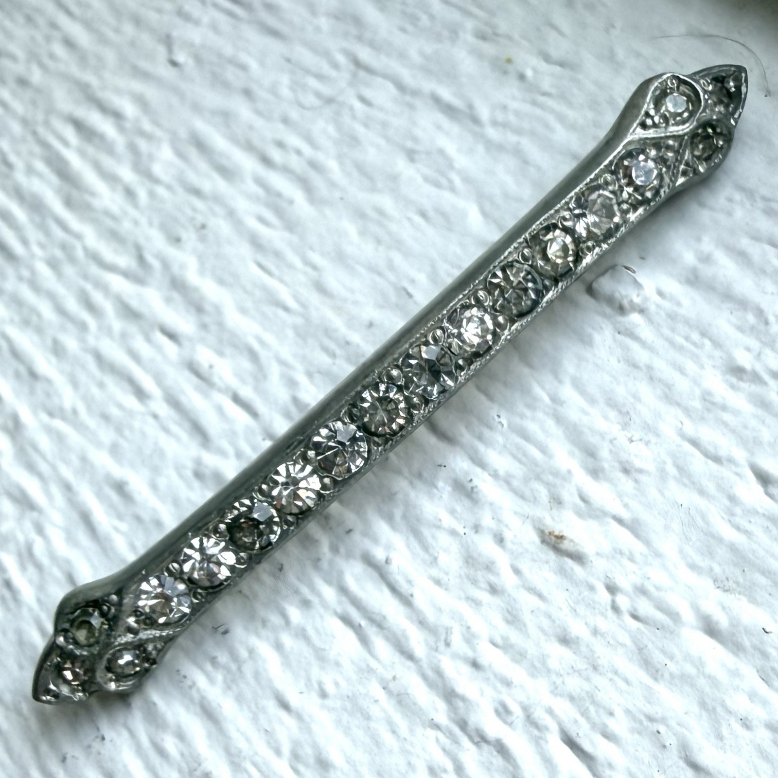 Vintage Art Deco Silverite Fishson H W Fisher & Sons Rhinestone Bar Brooch Pin