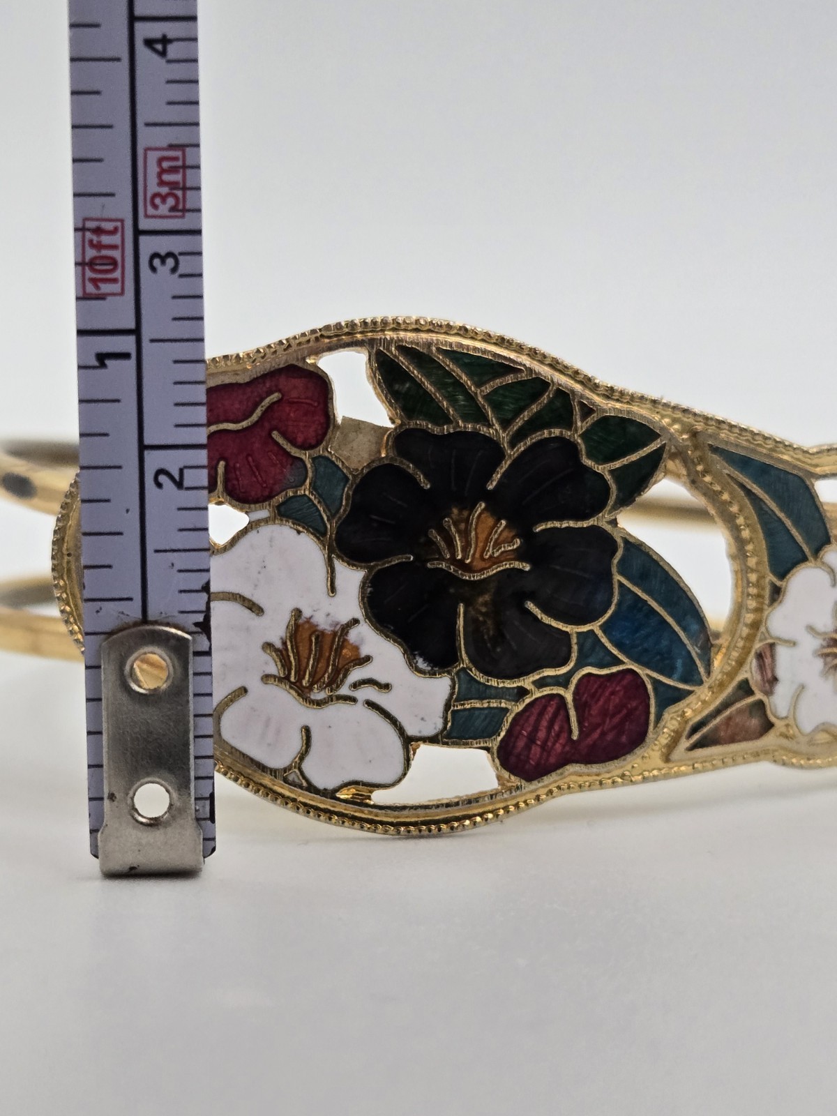 ​Vintage Taiwan ROC Cloisonné Enamel Floral Bypass Hinged Bangle Bracelet…